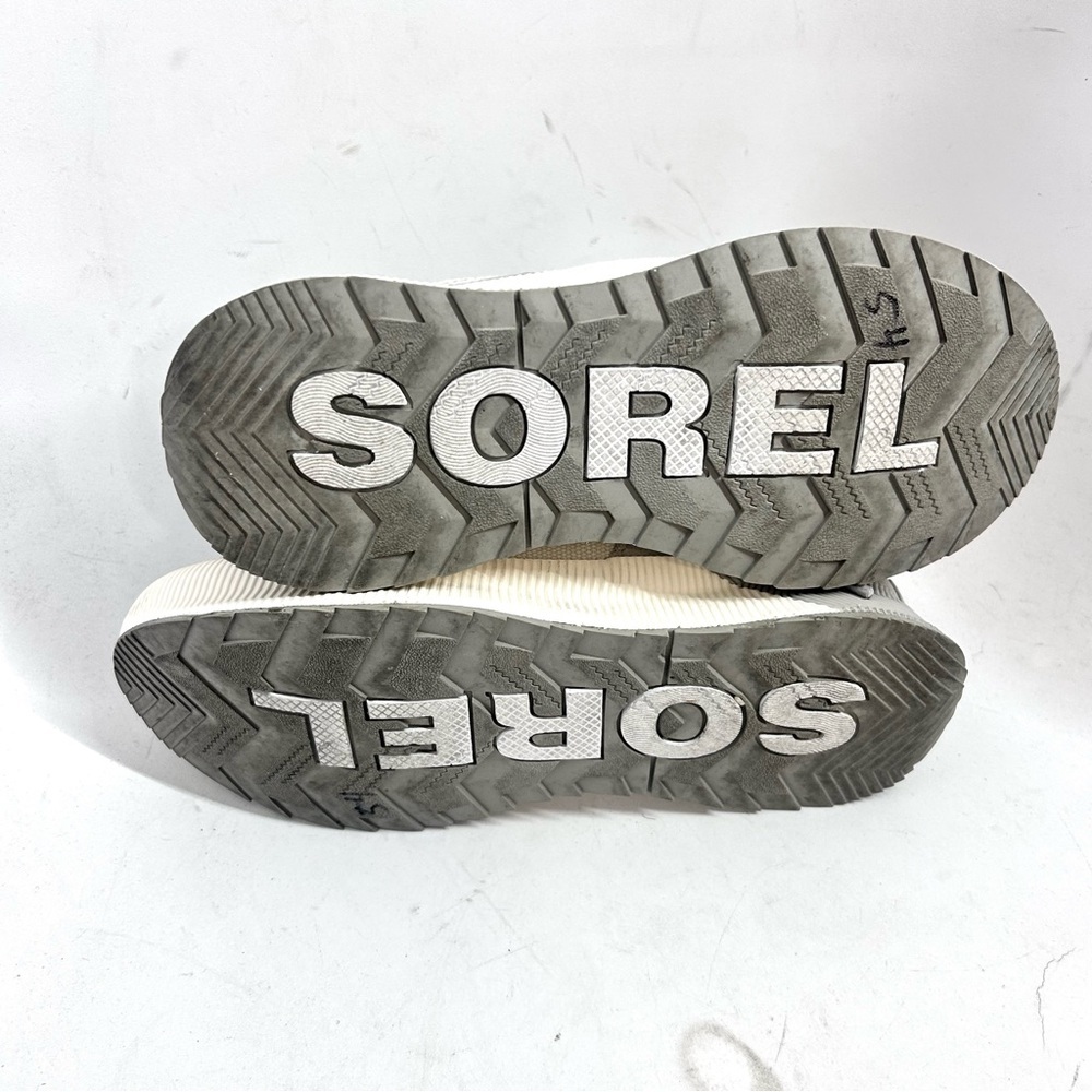 SOREL Out N About III City Sneaker
Women’s 7.5 Moonstone Dove Waterproof - Picture 11 of 11